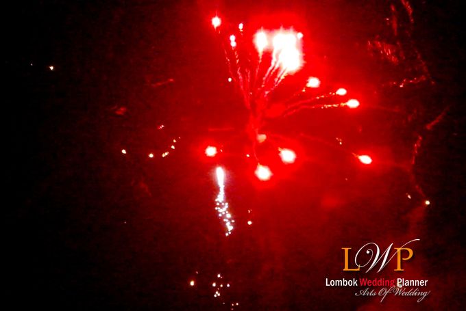 Firework In Lombok by lombok wedding planner - 014 Firework In Lombok by lombok wedding planner - 014