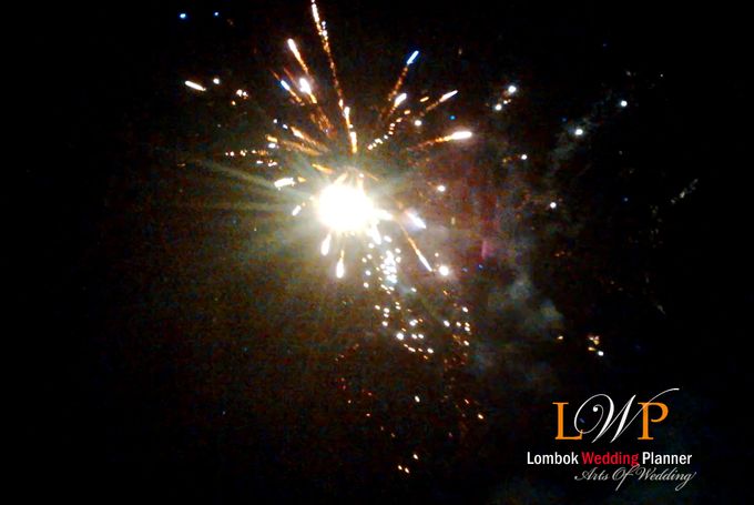 Firework In Lombok by lombok wedding planner - 008 Firework In Lombok by lombok wedding planner - 008