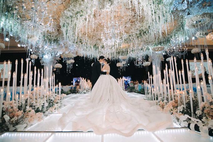 Edwin & Grace Wedding Day By Dhika by Shangri-La Hotel, Surabaya - 008