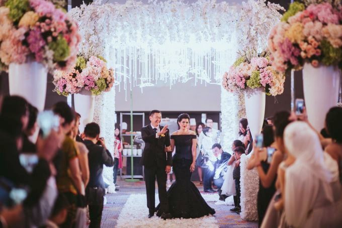 Romantic Wedding of David & Nerissa by Jennifer Natasha - Jepher - 007 Romantic Wedding of David & Nerissa by Jennifer Natasha - Jepher - 007