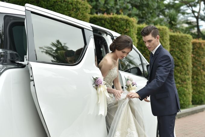 Wedding Car By Priority Rent Car by Priority Rent car - 006