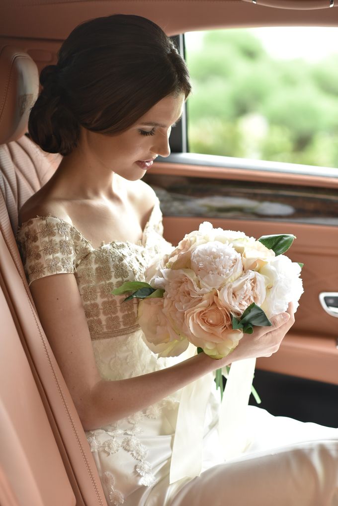 Wedding Car By Priority Rent Car by Priority Rent car - 005