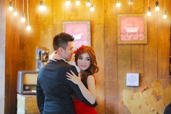 Beautiful Engagement by AngelineThresdy Makeup Artist - 012 Beautiful Engagement by AngelineThresdy Makeup Artist - 012