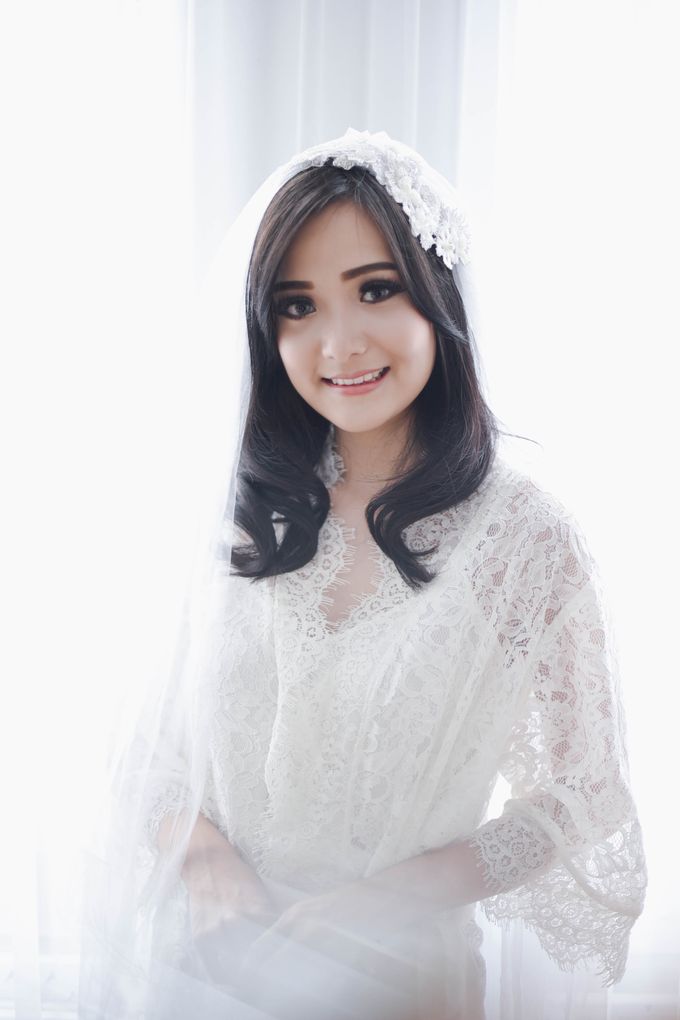 Wedding Makeup by gingerolive company - 001