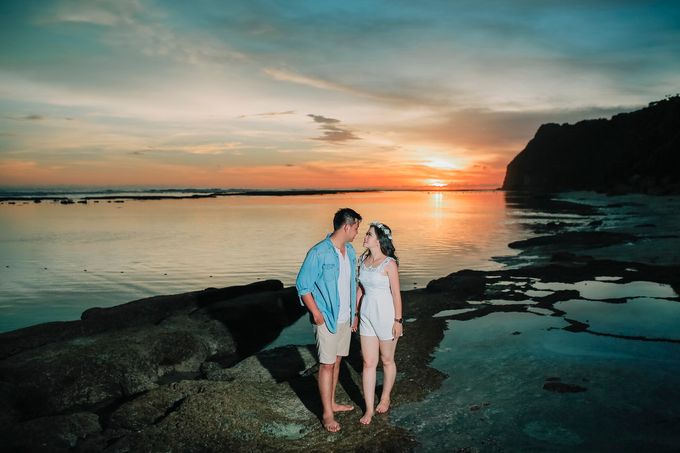 PRE - WEDDING IMAN & MELISA BY HENOKH WIRANEGARA by All Seasons Photo - 023