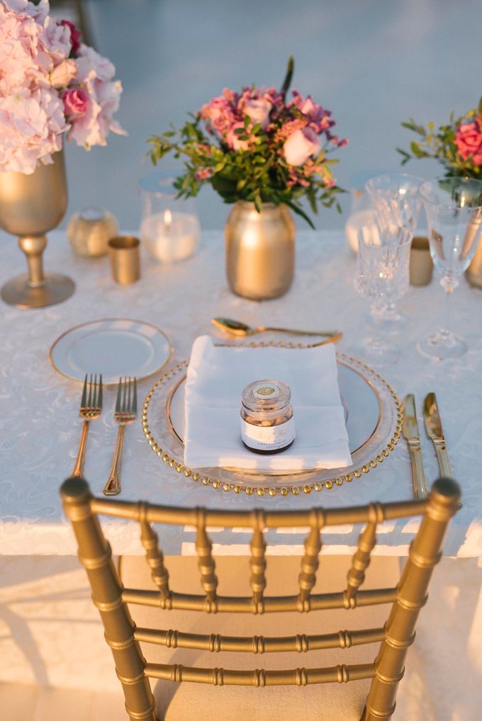 Romantic and luxurious wedding in Santorini by Stella & Moscha Weddings - 032 Romantic and luxurious wedding in Santorini by Stella & Moscha Weddings - 032