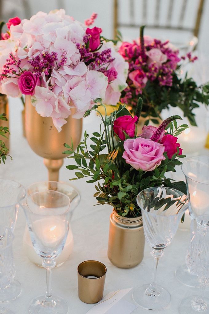 Romantic and luxurious wedding in Santorini by Stella & Moscha Weddings - 035 Romantic and luxurious wedding in Santorini by Stella & Moscha Weddings - 035