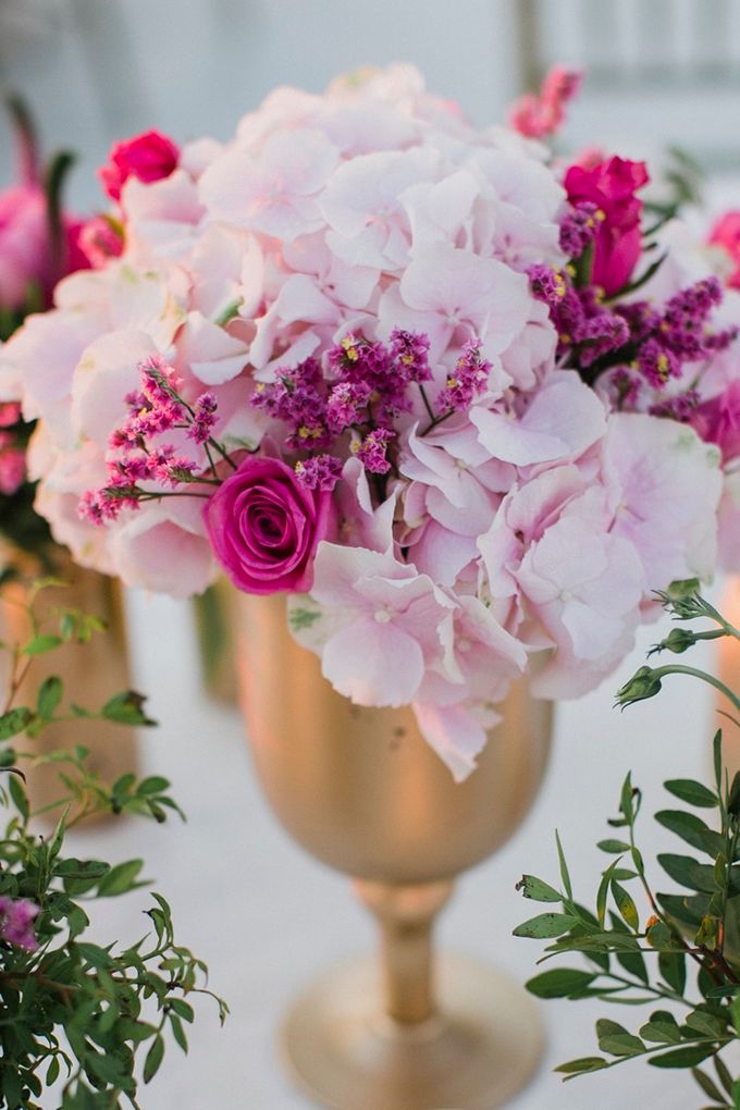 Romantic and luxurious wedding in Santorini by Stella & Moscha Weddings - 039 Romantic and luxurious wedding in Santorini by Stella & Moscha Weddings - 039