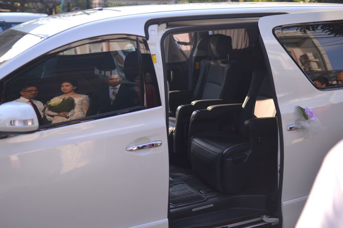 Mr Teto and Mrs Prilly Wedding by Priority Rent car - 002