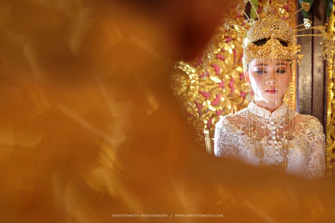 Emma + Bagus Wedding by Thepotomoto Photography - 002 Emma + Bagus Wedding by Thepotomoto Photography - 002
