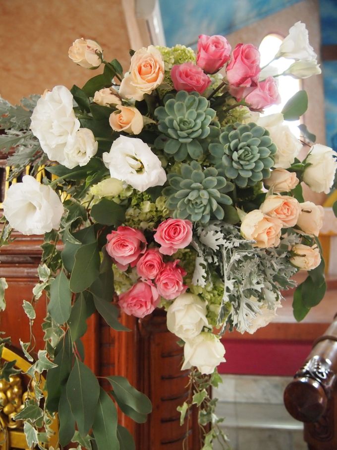 church decoration by Sweetbella Florist & Decoration - 011 church decoration by Sweetbella Florist & Decoration - 011