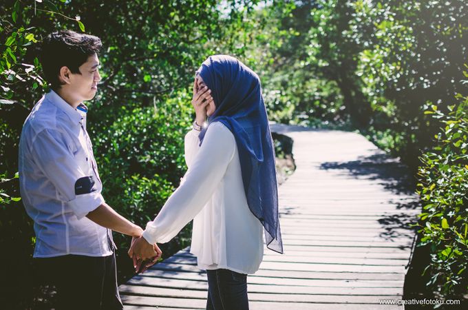 prewedding mangrove surabaya by creative photography - 008
