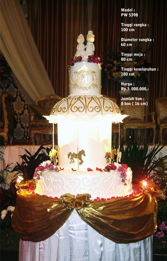 Wedding Cake 3 Tiers by Pelangi Cake - 006 Wedding Cake 3 Tiers by Pelangi Cake - 006