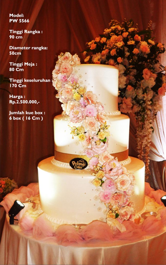 Wedding Cake 3 Tiers by Pelangi Cake - 012