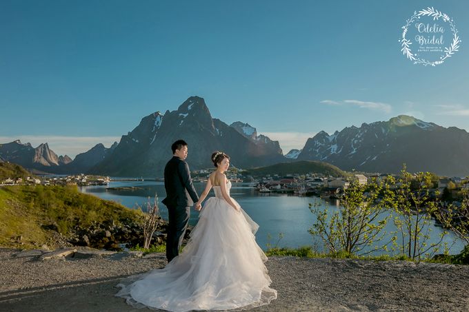 Lofoten . Norway. Destination pre wedding photography by Odelia Bridal - 023 Lofoten . Norway. Destination pre wedding photography by Odelia Bridal - 023