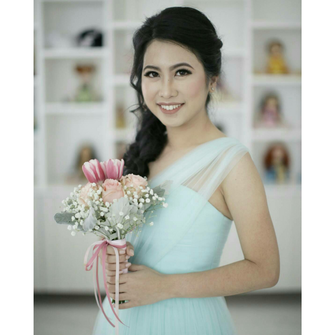 BRIDESMAID HAIRDO - AUDREY by Priska Patricia Makeup - 005 BRIDESMAID HAIRDO - AUDREY by Priska Patricia Makeup - 005