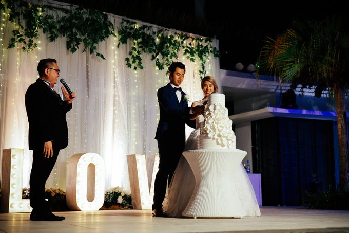 TRILINGUAL MC for Radius & Cathy's wedding at Latitude Villa Bali Indonesia by BEBOP Entertainment - 024 TRILINGUAL MC for Radius & Cathy's wedding at Latitude Villa Bali Indonesia by BEBOP Entertainment - 024