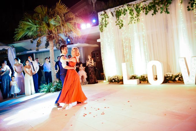 TRILINGUAL MC for Radius & Cathy's wedding at Latitude Villa Bali Indonesia by BEBOP Entertainment - 030 TRILINGUAL MC for Radius & Cathy's wedding at Latitude Villa Bali Indonesia by BEBOP Entertainment - 030