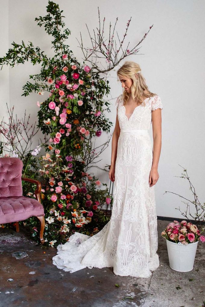 Karen Willis Holmes by Frieda Brides - 005 Karen Willis Holmes by Frieda Brides - 005
