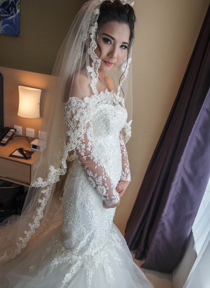 Terrycatherina & Arifs wedding by Stephanie Amanda Couture - 009