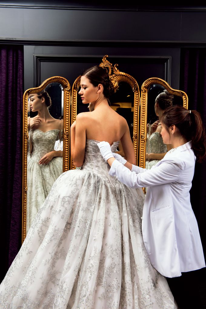 Sebastian Sposa | Wedding Dress by SEBASTIANsposa - 003 Sebastian Sposa | Wedding Dress by SEBASTIANsposa - 003