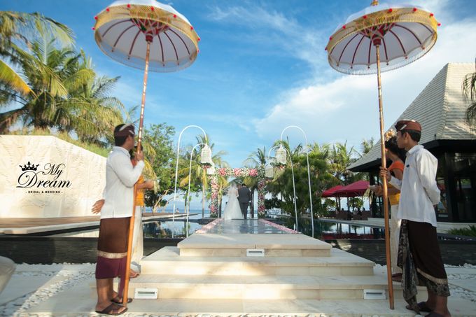 Wedding Sani and Sandri by The Royal Santrian Luxury Beach Villa - 016 Wedding Sani and Sandri by The Royal Santrian Luxury Beach Villa - 016