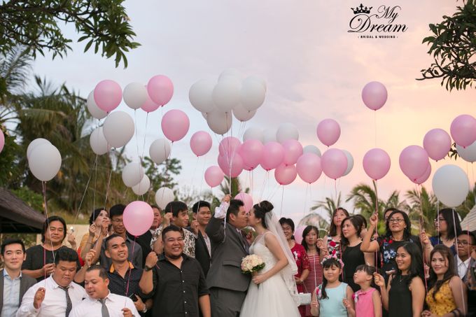 Wedding Sani and Sandri by The Royal Santrian Luxury Beach Villa - 018 Wedding Sani and Sandri by The Royal Santrian Luxury Beach Villa - 018