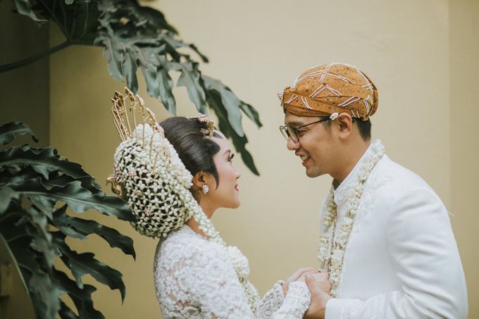 Sampoerna Strategic Wedding - Amitya & Abhi by Antijitters Photo - 013 Sampoerna Strategic Wedding - Amitya & Abhi by Antijitters Photo - 013