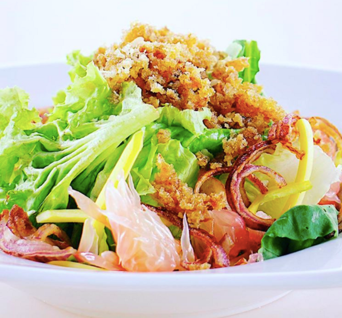 Our food. Француженки едят маленькими порциями. Staff food. Our food. Heavy lunch.