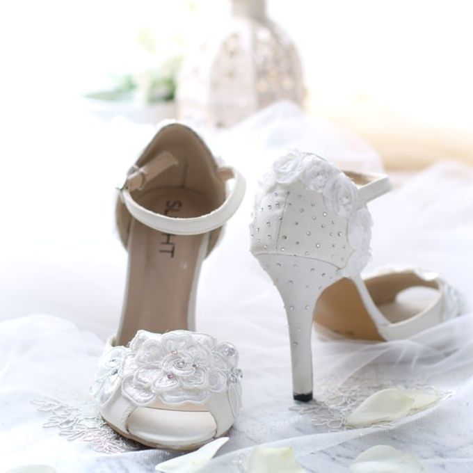 Sepatu Ankle Strap Roschelle Putih By Slightshop Com Bridestory Com