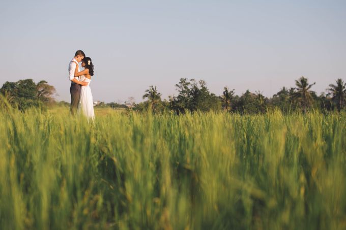 Sunset Styled Shoot by Mary Lynn Bridal - 006