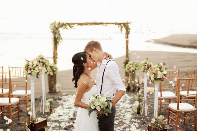 Sunset Styled Shoot by Mary Lynn Bridal - 007