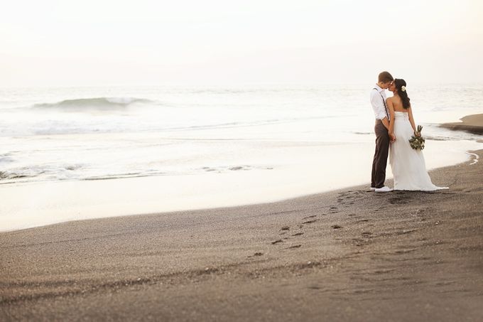 Sunset Styled Shoot by Mary Lynn Bridal - 009