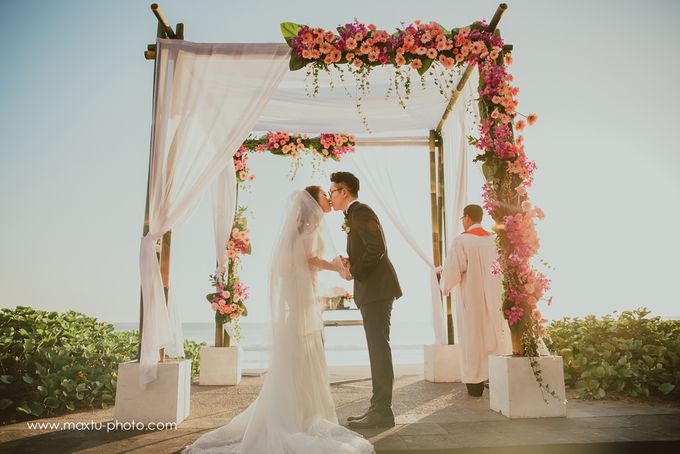 Wedding W Hotel Bali | Sunset Wedding Bali | Jasper and Silvia by W Bali - Seminyak - 026 Wedding W Hotel Bali | Sunset Wedding Bali | Jasper and Silvia by W Bali - Seminyak - 026