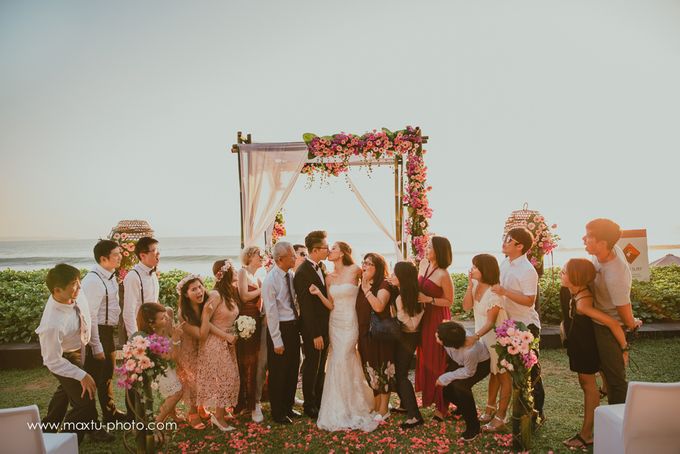 Wedding W Hotel Bali | Sunset Wedding Bali | Jasper and Silvia by W Bali - Seminyak - 030 Wedding W Hotel Bali | Sunset Wedding Bali | Jasper and Silvia by W Bali - Seminyak - 030