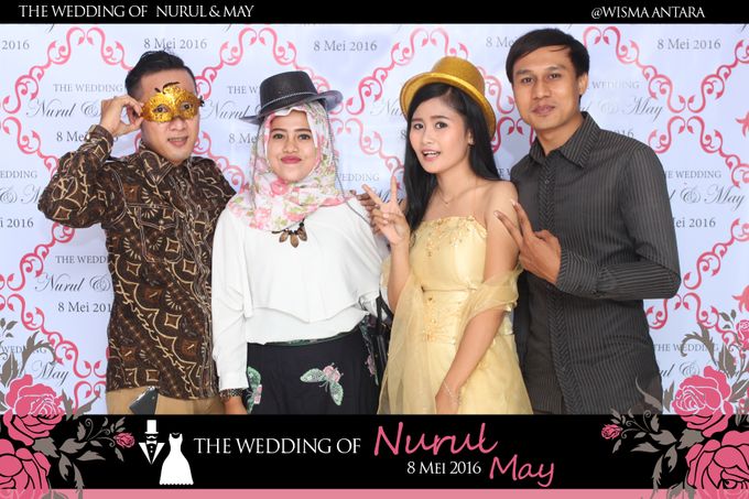 PHOTOBOOTH OF MAY & NURUL by Rainbow Photograph - 010