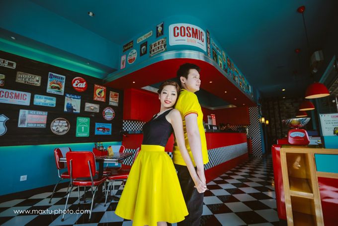 Cosmic Diner Bali | Retro Concept | PREWEDDING R & E by Maxtu Photography - 012 Cosmic Diner Bali | Retro Concept | PREWEDDING R & E by Maxtu Photography - 012
