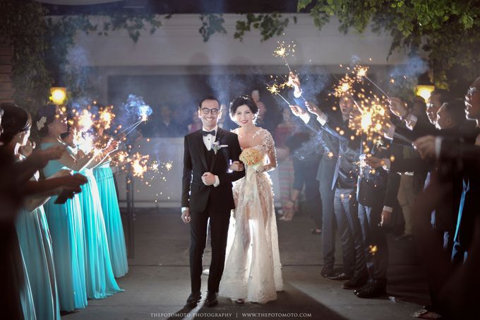 Tiwi + Rio Wedding by Thepotomoto Photography - 017 Tiwi + Rio Wedding by Thepotomoto Photography - 017