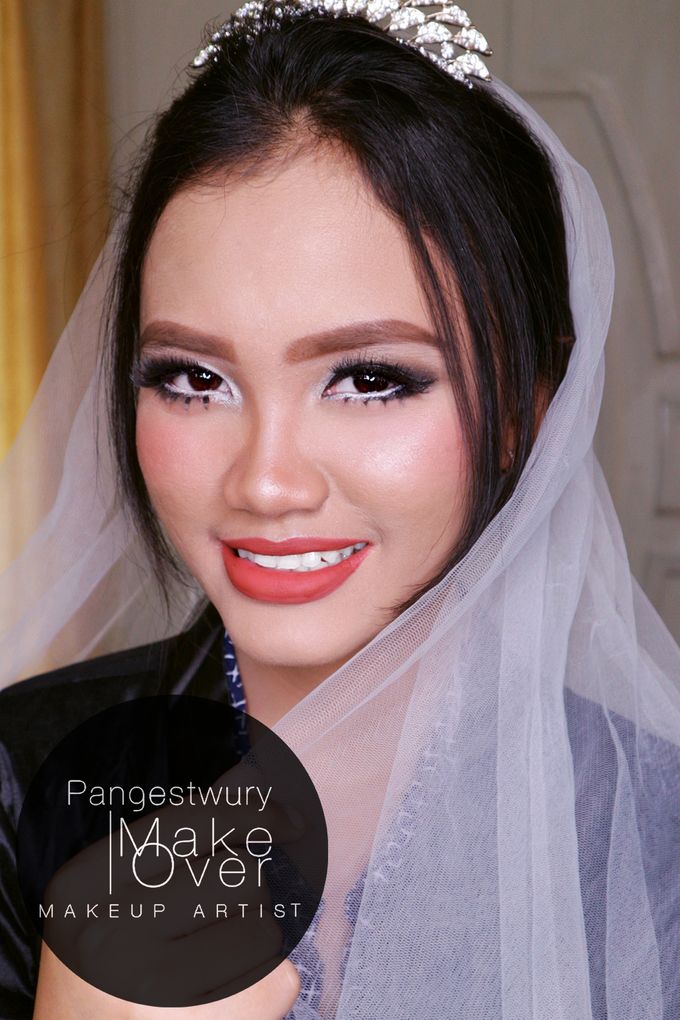 Wedding Make Up by Pangestwury MakeOver - 001 Wedding Make Up by Pangestwury MakeOver - 001