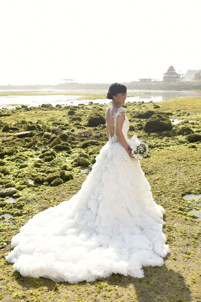 Qu Qing and Liu Jing by Michelle Ann Bridal House - 005 Qu Qing and Liu Jing by Michelle Ann Bridal House - 005