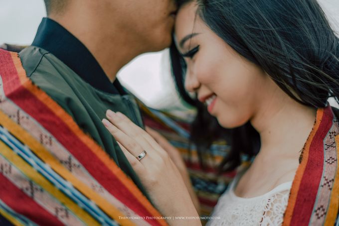Tasya & Mario Prewedding Session by Thepotomoto Photography - 030 Tasya & Mario Prewedding Session by Thepotomoto Photography - 030