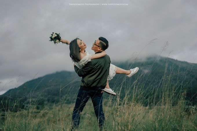 Tasya & Mario Prewedding Session by Thepotomoto Photography - 025 Tasya & Mario Prewedding Session by Thepotomoto Photography - 025
