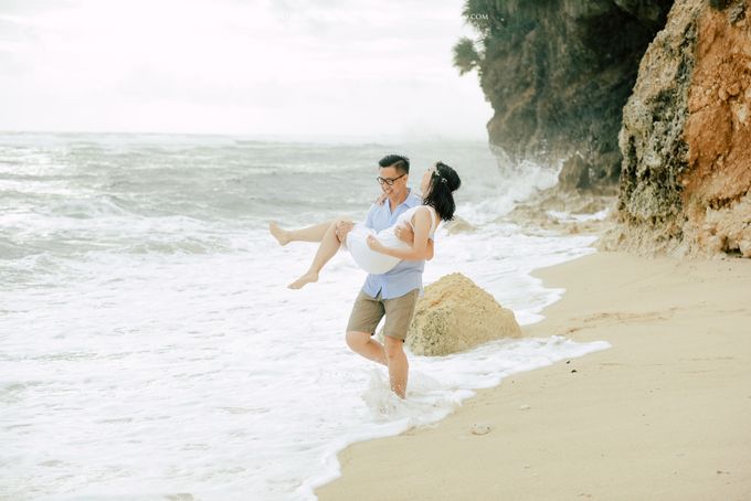 Tasya & Mario Prewedding Session by Thepotomoto Photography - 005 Tasya & Mario Prewedding Session by Thepotomoto Photography - 005