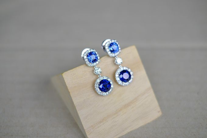 Bespoke Unheated Sapphire Wedding Earrings by Heritage Gems Singapore - 005 Bespoke Unheated Sapphire Wedding Earrings by Heritage Gems Singapore - 005