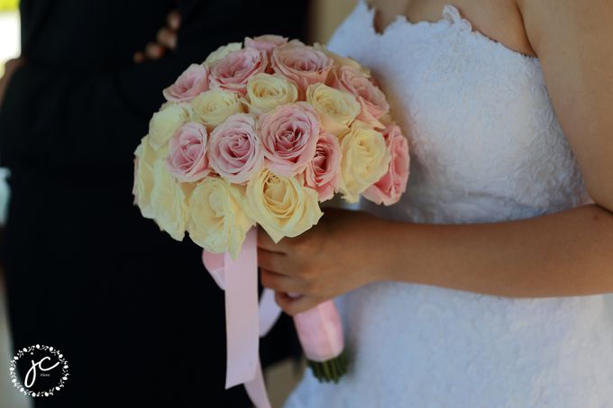 Hand Bouquet by Jc Florist Bali - 005 Hand Bouquet by Jc Florist Bali - 005