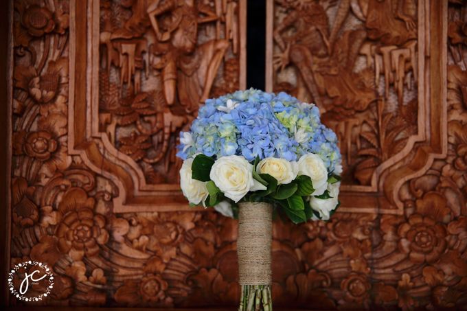 Hand Bouquet by Jc Florist Bali - 003 Hand Bouquet by Jc Florist Bali - 003