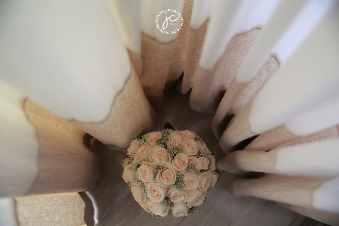 Hand Bouquet by Jc Florist Bali - 006 Hand Bouquet by Jc Florist Bali - 006