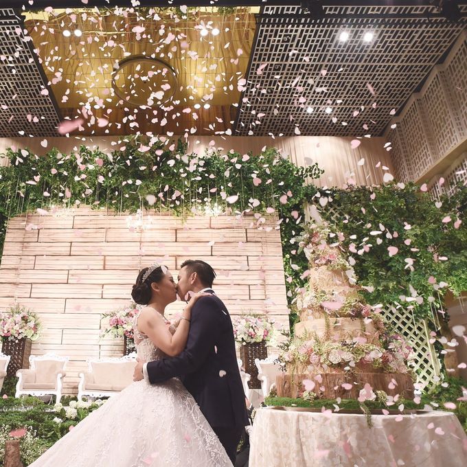 The Wedding Of Tommy & Micheline by Thamrin Nine Ballroom - 011 The Wedding Of Tommy & Micheline by Thamrin Nine Ballroom - 011