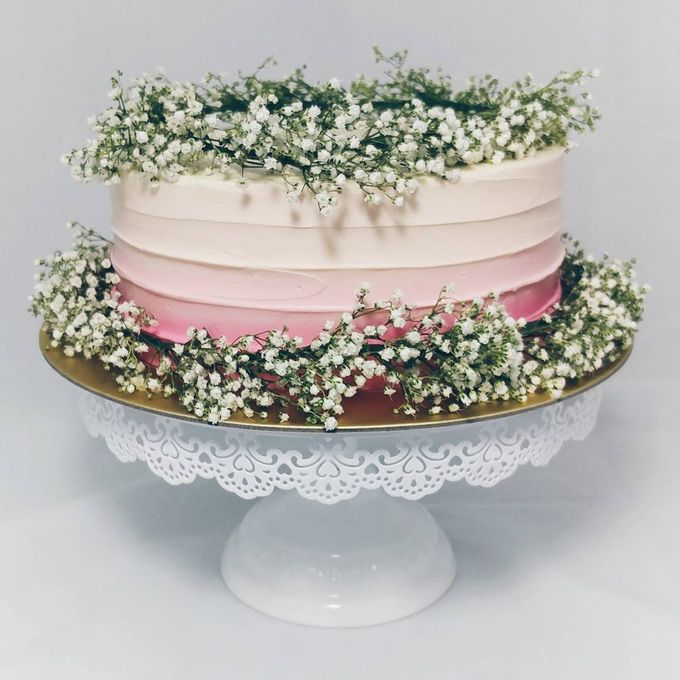 Floral Botanical Wedding Cake by Orange Maple Bakery - 005 Floral Botanical Wedding Cake by Orange Maple Bakery - 005