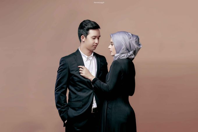 Studio Prewedding Ocha & Wisnu by airwantyanto project - 005